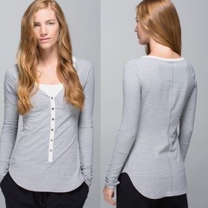 Lululemon Long Sleeve Henley White Gray Striped 6